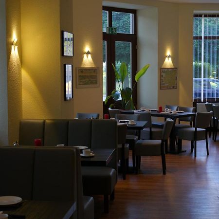 Gaestehaus Lisakowski Pension Am Brautwiesenpark Görlitz Екстериор снимка