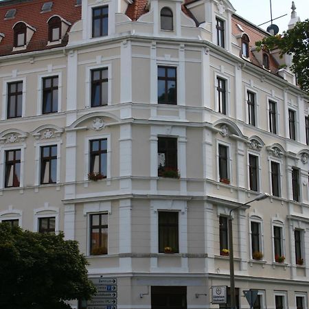 Gaestehaus Lisakowski Pension Am Brautwiesenpark Görlitz Екстериор снимка